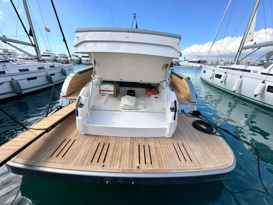 Cayman Yachts 540WA brand new for sale