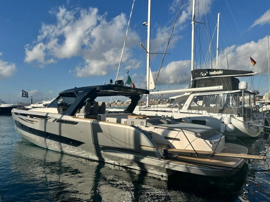 Cayman Yachts 540WA brand new for sale