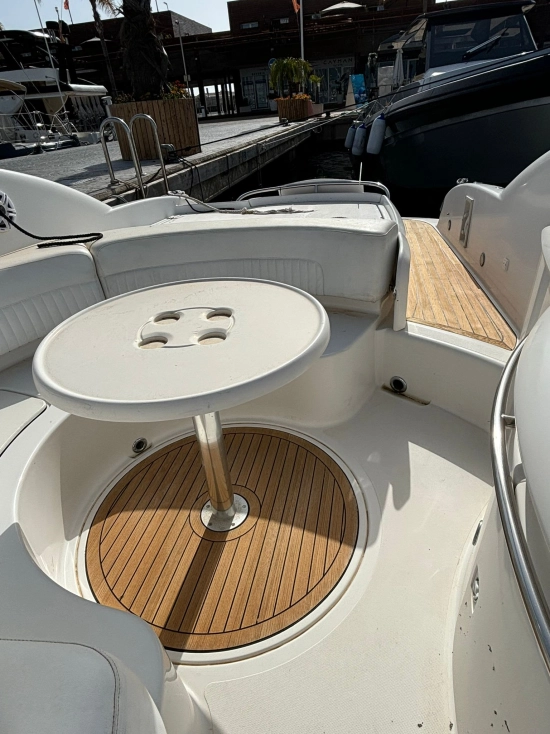 Sessa Marine Islamorada 32 preowned for sale