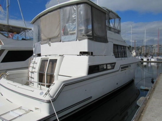 Carver 43 AFT CABIN preowned for sale