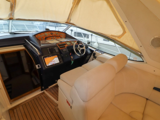 Sealine S38 gebraucht zum verkauf