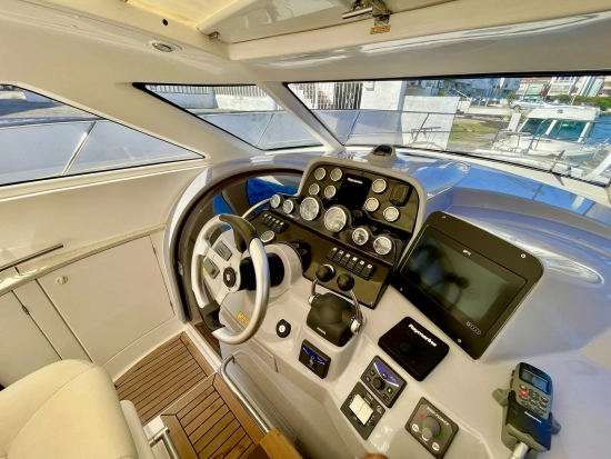 Elan Marine Power 35 HT gebraucht zum verkauf