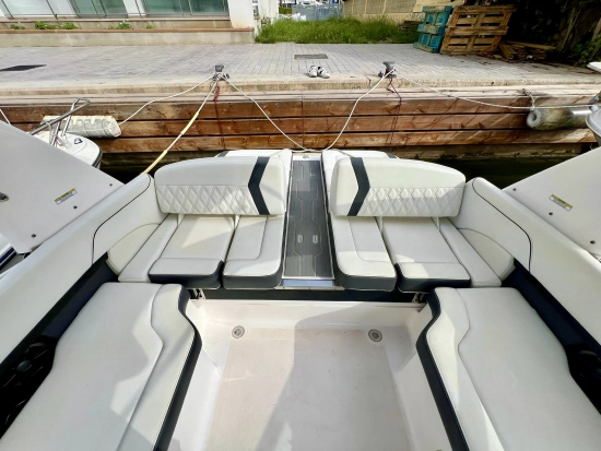 Regal 2500 Bowrider gebraucht zum verkauf