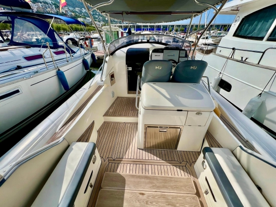 Nuova Jolly Prince 38 Sport Cabin gebraucht zum verkauf