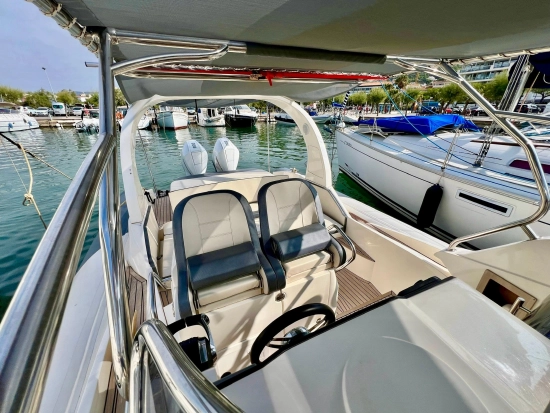 Nuova Jolly Prince 38 Sport Cabin gebraucht zum verkauf