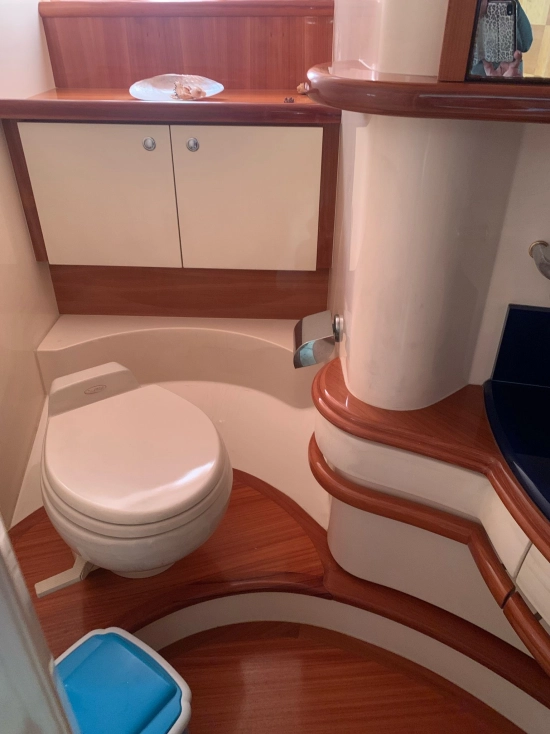 Azimut 55 preowned for sale
