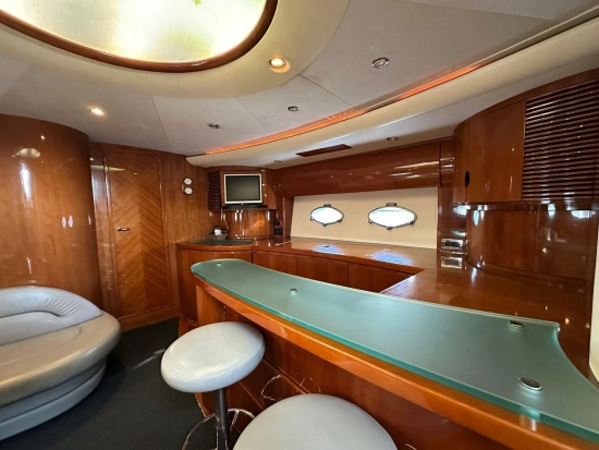 Princess V65 gebrauchtes zum verkauf