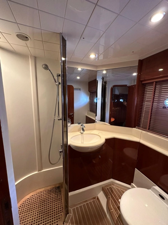 Princess V65 gebrauchtes zum verkauf