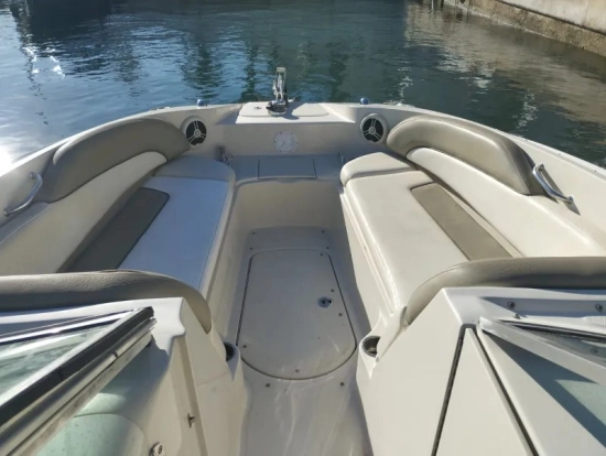 Sea Ray Sundeck 260 (incluido amarre) preowned for sale