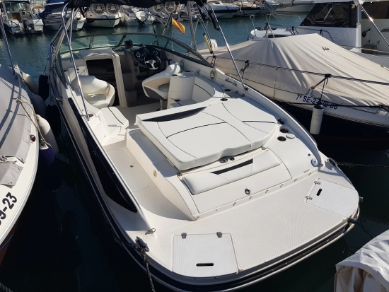 Rinker 246 preowned for sale