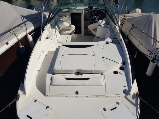 Rinker 246 preowned for sale