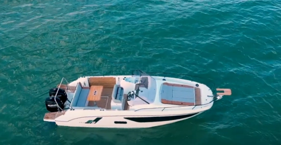 Beneteau Flyer 9 SD gebraucht zum verkauf