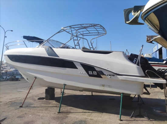 Beneteau Flyer 8.8 Sundeck gebraucht zum verkauf