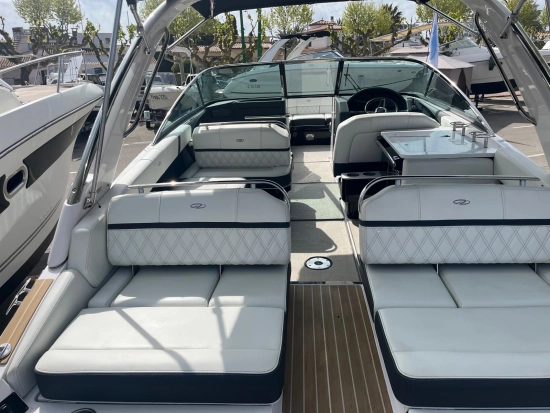 Regal 2800 preowned for sale