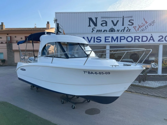 Beneteau Antares 650 HB preowned for sale