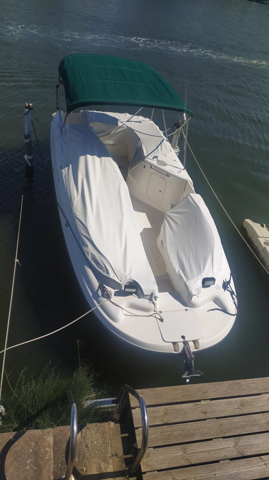 Chaparral SUNESTA 232 preowned for sale