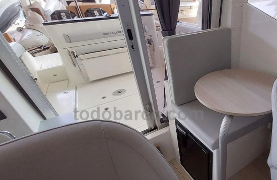 Quicksilver Pilothouse Captur 805 brand new for sale