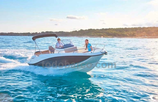 Quicksilver Open Activ 605 brand new for sale