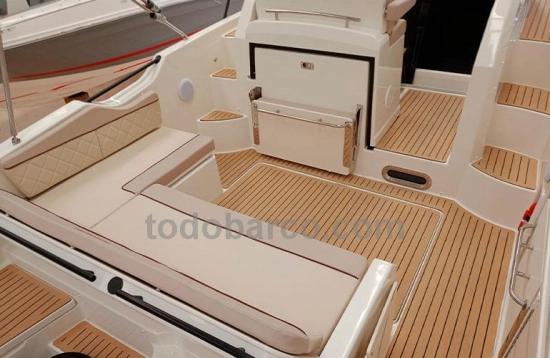 Quicksilver Sundeck Activ 875 brand new for sale