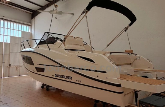 Quicksilver Sundeck Activ 875 brand new for sale