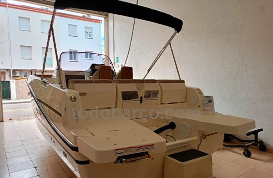 Quicksilver Sundeck Activ 755 brand new for sale