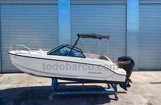 Quicksilver Bowrider Activ 555 preowned for sale