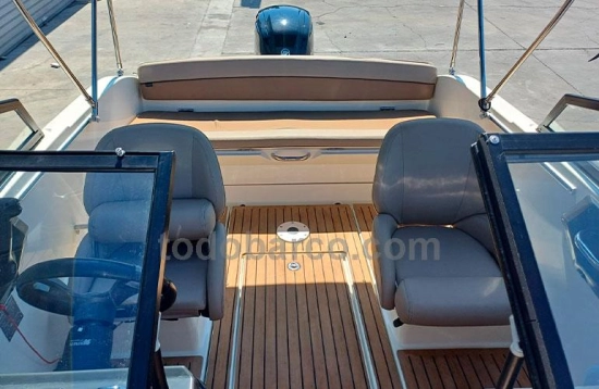 Quicksilver Bowrider Activ 555 preowned for sale