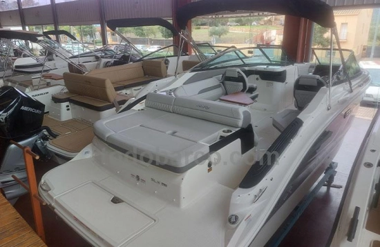 Sea Ray SLX 260 brand new for sale