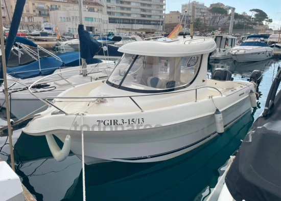 Quicksilver Pilothouse 640 preowned for sale