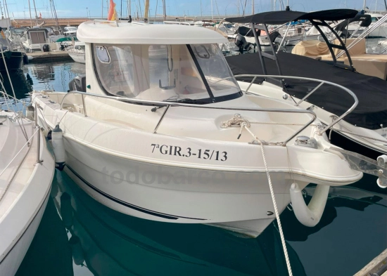 Quicksilver Pilothouse 640 preowned for sale