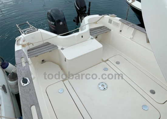 Quicksilver Pilothouse 640 preowned for sale