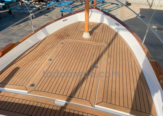 Menorquin Yachts 27 Solarium preowned for sale