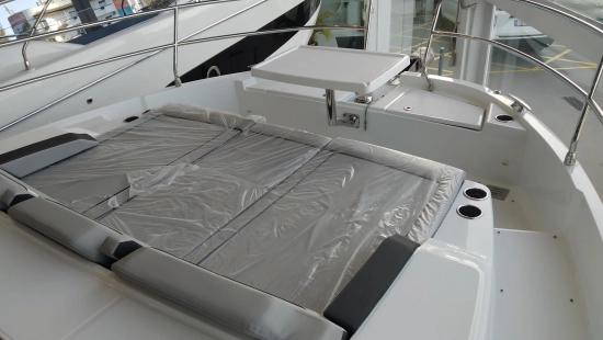 Jeanneau Merry Fisher 1295 FLY brand new for sale