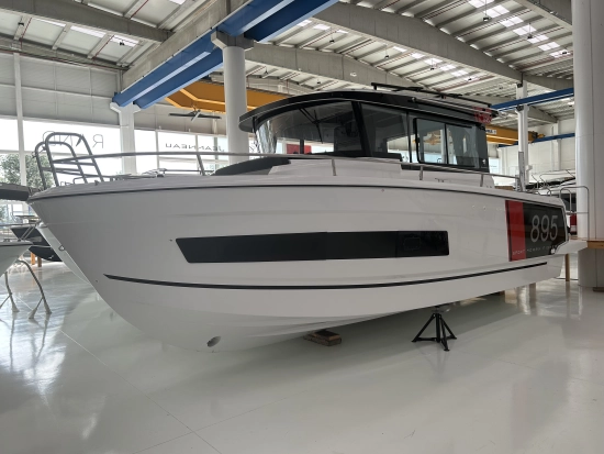 Jeanneau Merry Fisher 895 SPORT OFFSHORE brand new for sale