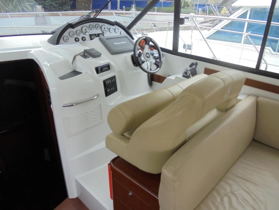 Beneteau Antares 36 FLY gebraucht zum verkauf