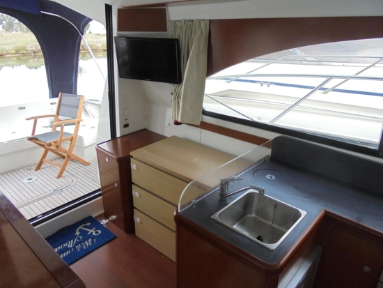 Beneteau Antares 36 FLY gebraucht zum verkauf