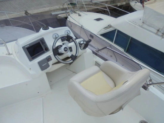 Beneteau Antares 36 FLY gebraucht zum verkauf