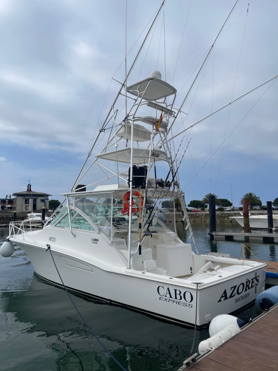 Cabo Yachts 36 Express preowned for sale