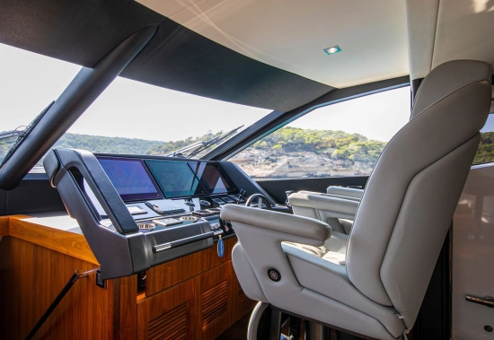 Sunseeker 86 YACHT preowned for sale