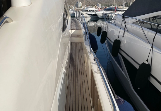 Sunseeker Manhattan 80 preowned for sale