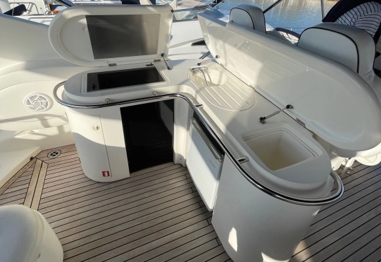 Sunseeker Manhattan 80 preowned for sale