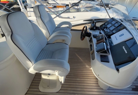 Sunseeker Manhattan 80 preowned for sale