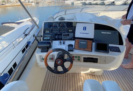 Sunseeker Manhattan 80 preowned for sale