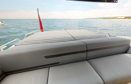 Sunseeker Predator 74 XPS gebraucht zum verkauf