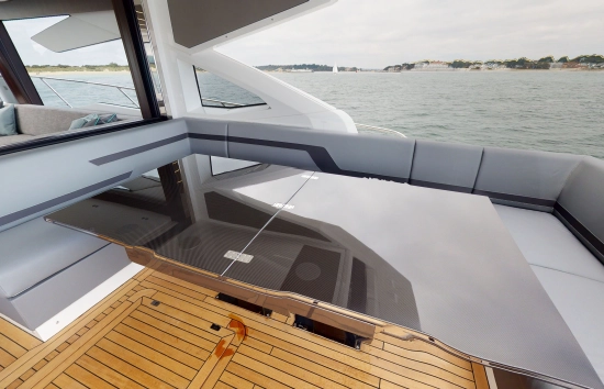 Sunseeker Predator 74 XPS gebraucht zum verkauf