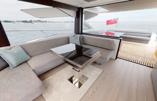 Sunseeker Predator 74 XPS gebraucht zum verkauf