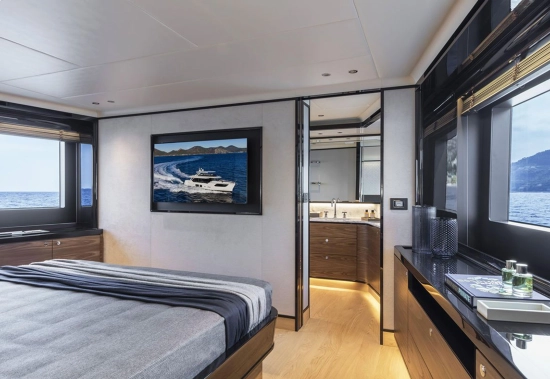 Absolute Navetta 68 preowned for sale