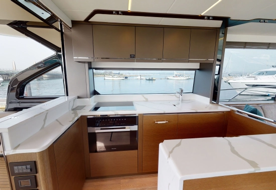 Sunseeker 65 Sport Yacht preowned for sale