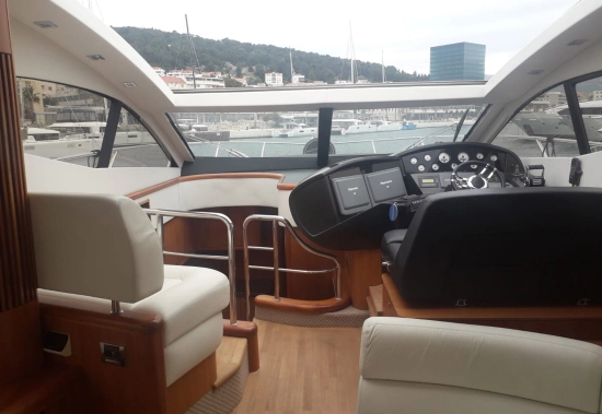 Sunseeker Predator 52 preowned for sale