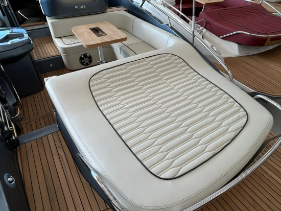 Cranchi Endurance 30 brand new for sale